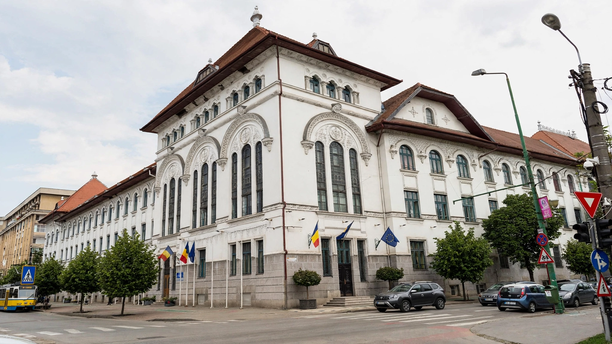 Clădirea Primăriei Timișoara, unde a fost depus proiectul privind stimulentul pentru nou-născuți